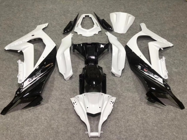 Acquista Carene Moto Kawasaki ZX10R 2011-2015 - Bianco Nero Lucido