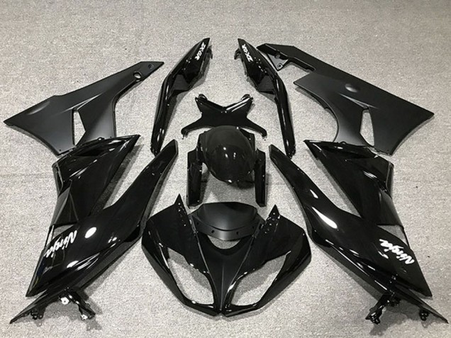 Acquista Carena Moto Kawasaki ZX6R 2009-2012 - Nero Lucido Nero Opaco