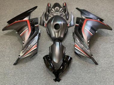 Acquista Carene Moto Kawasaki Ninja 300 2013-2024 - Nero Opaco Rosso