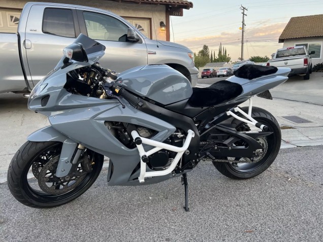 Acquista Kit Carena Moto Suzuki GSXR 600 / GSXR 750 2006-2007 - Nardo Grigio