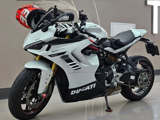 Acquista Carena Moto Ducati 2021-2024 Ducati Supersport 950/950S 2021-2024 - Bianco Nero