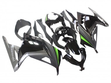 Acquista Carena Moto Kawasaki EX300 2013-2024 - Nero Lucido Nero Opaco Verde
