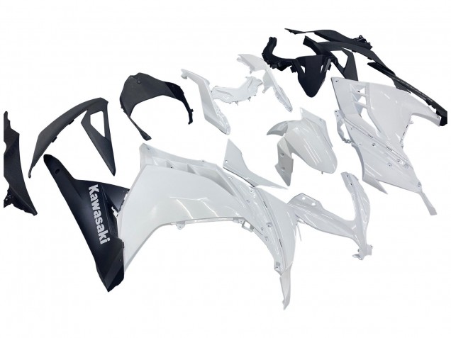Acquista Carena Moto Kawasaki EX300 2013-2024 - Bianco Nero