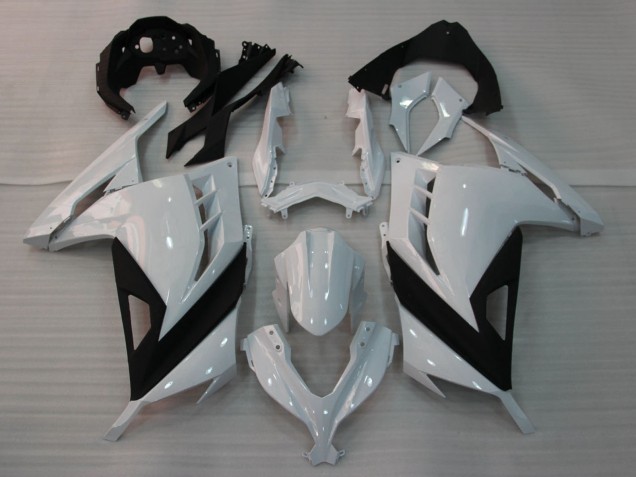 Acquista Carena Moto Kawasaki EX300 2013-2024 - Lucido Bianco Nero