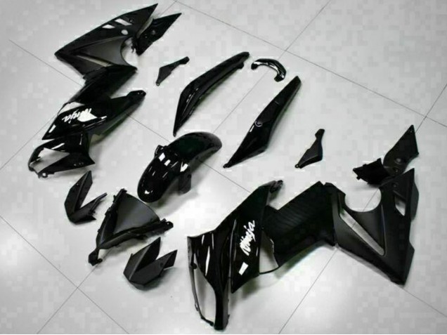 Acquista Carena Moto Kawasaki EX650 2009-2011 - Nero Lucido Bianco Decal