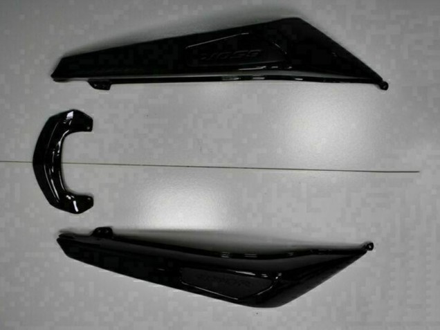Acquista Carena Moto Kawasaki EX650 2009-2011 - Nero Lucido Bianco Decal