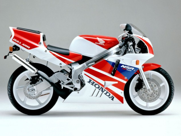 Acquista Carena Moto Honda NSR250R 1990-1993 - Bianco Rosso Blu