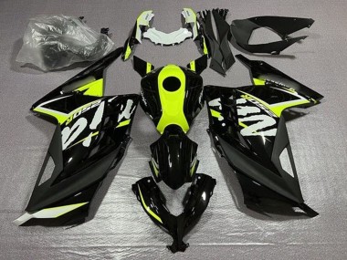Acquista Carena Moto Kawasaki EX300 2013-2024 - Nero Lucido Neon Giallo Bianco