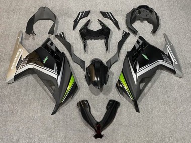 Acquista Carena Moto Kawasaki EX300 2013-2024 - Nero Lucido Nero Opaco Argento Verde