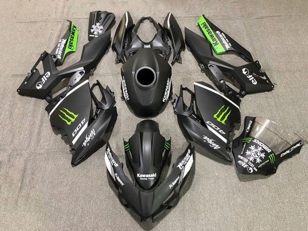 Acquista Carena Moto Kawasaki Ninja 400 2018-2024 - Nero Opaco Bianco Verde Mostro Nevicare