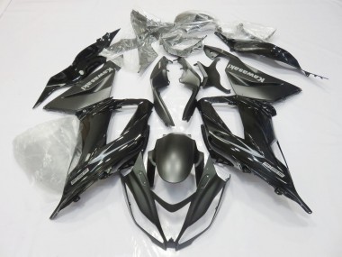 Acquista Carena Moto Kawasaki ZX6R 2013-2018 - Nero Lucido Nero Opaco