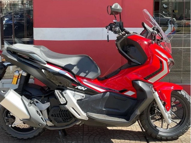 Acquista Carena Moto Honda ADV160 2022-2024 - Rosso Nero