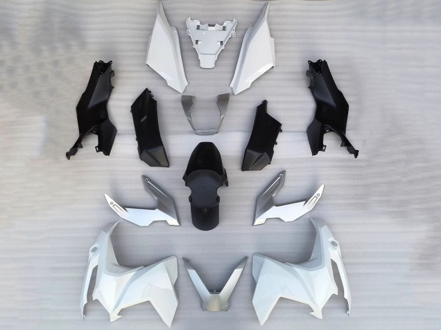 Acquista Carena Moto Honda ADV160 2022-2024 - Bianco Argento Nero