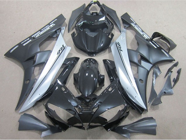 Acquista Carena Moto Yamaha YZF R6 2006-2007 - Nero Lucido Nero Opaco Argento