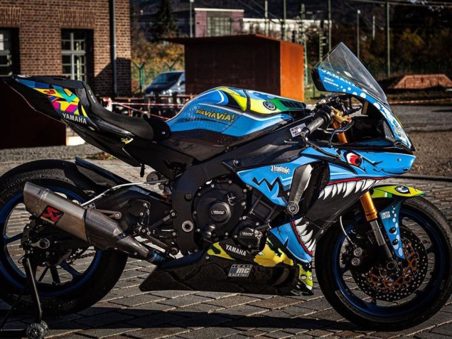 Acquista Carena Moto Yamaha YZF R1 2015-2019 - Blu Giallo Squalo