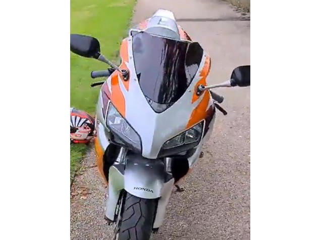 Acquista Carena Moto Honda CBR1000RR 2006-2007 - Argento Arancia