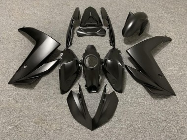 Acquista Nero Opaco 15-18 R3 Carene Moto