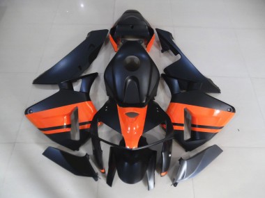 Acquista Nero Opaco & Arancione Lucido 05-06 CBR600RR Carene Moto