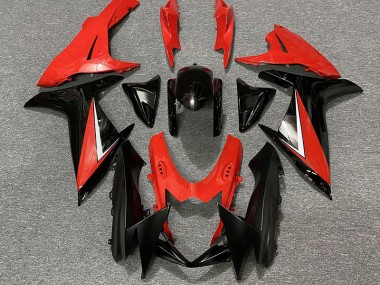 Acquista Rosso Lucido & Nero 11-24 GSXR 600-750 Carene Moto