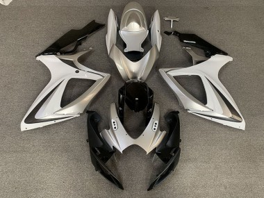 Acquista Stile Argento Bianco OEM 06-07 GSXR 600-750 Carene Moto